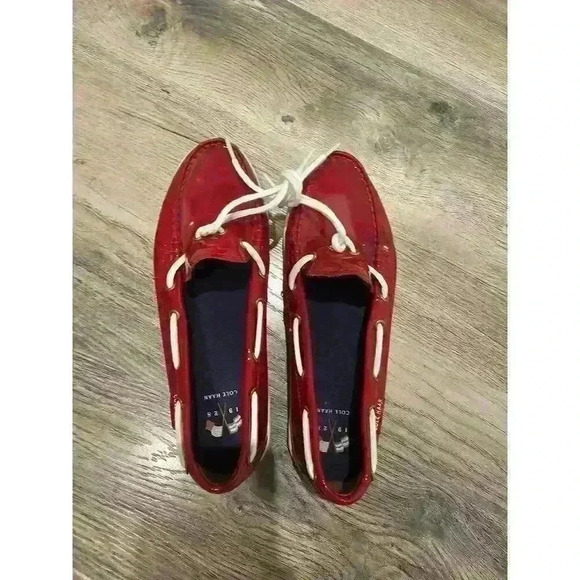 Cole Haan Women's Nantucket Camp Moccasins. Size 7.5. New without tags. - Picture 4 of 4